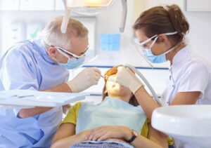 رشته‌ دندانپزشکی و آشنایی با این رشته