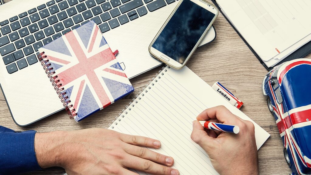 یادگیری زبان انگلیسی در چند ماه امکانپذر است؟ 8 یادگیری زبان انگلیسی در چند ماه