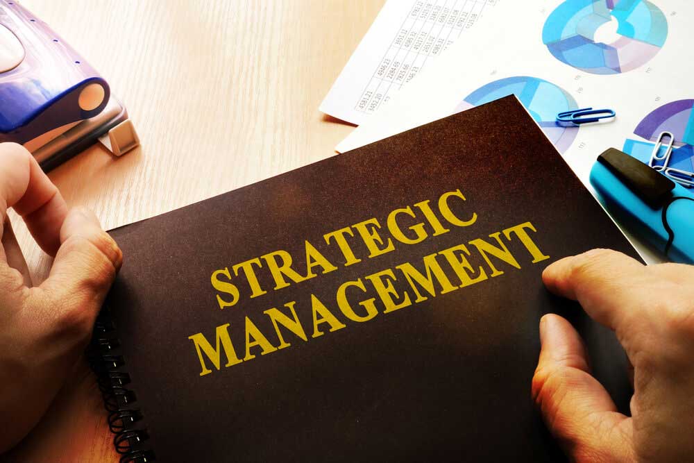 پنج مرحله از فرآیند مدیریت راهبردی
