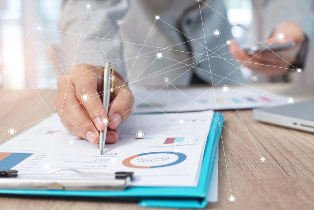 چگونه وارد بازار کار حسابداری شویم؟
