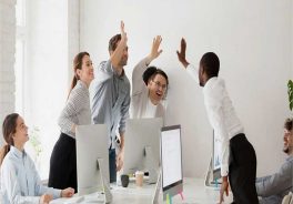 موفقیت در محیط کار